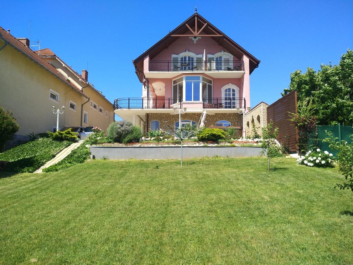 Manor Villa Hévíz Exterior foto